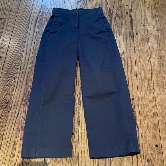 Babaton Pants - Babaton sz OO cotton/elastane wider leg back pocket darts dark grey/taupe